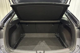 harmaa Volkswagen Taigo 2023 kuva 12.