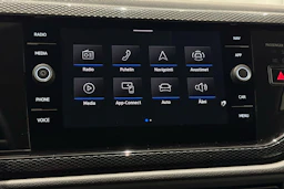 harmaa Volkswagen Taigo 2023 kuva 17.