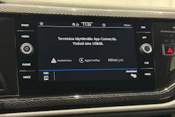 harmaa Volkswagen Taigo 2023 kuva 19.