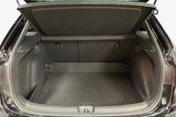 musta Volkswagen Taigo 2023 kuva 11.