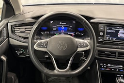 sininen Volkswagen Taigo 2023 kuva 14.