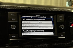 sininen Volkswagen Taigo 2023 kuva 18.