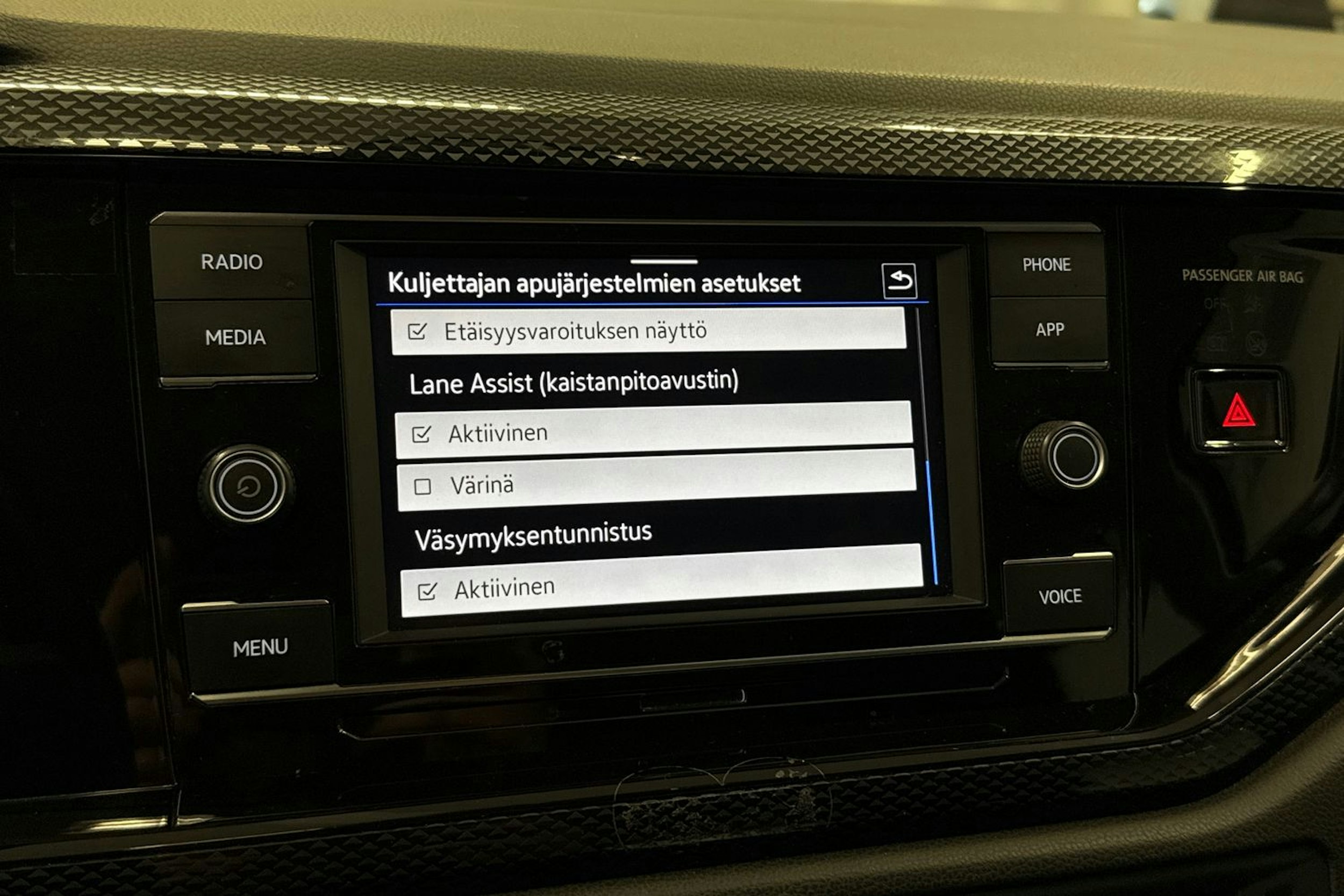 sininen Volkswagen Taigo 2023 kuva 19.