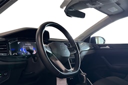 sininen Volkswagen Taigo 2023 kuva 3.