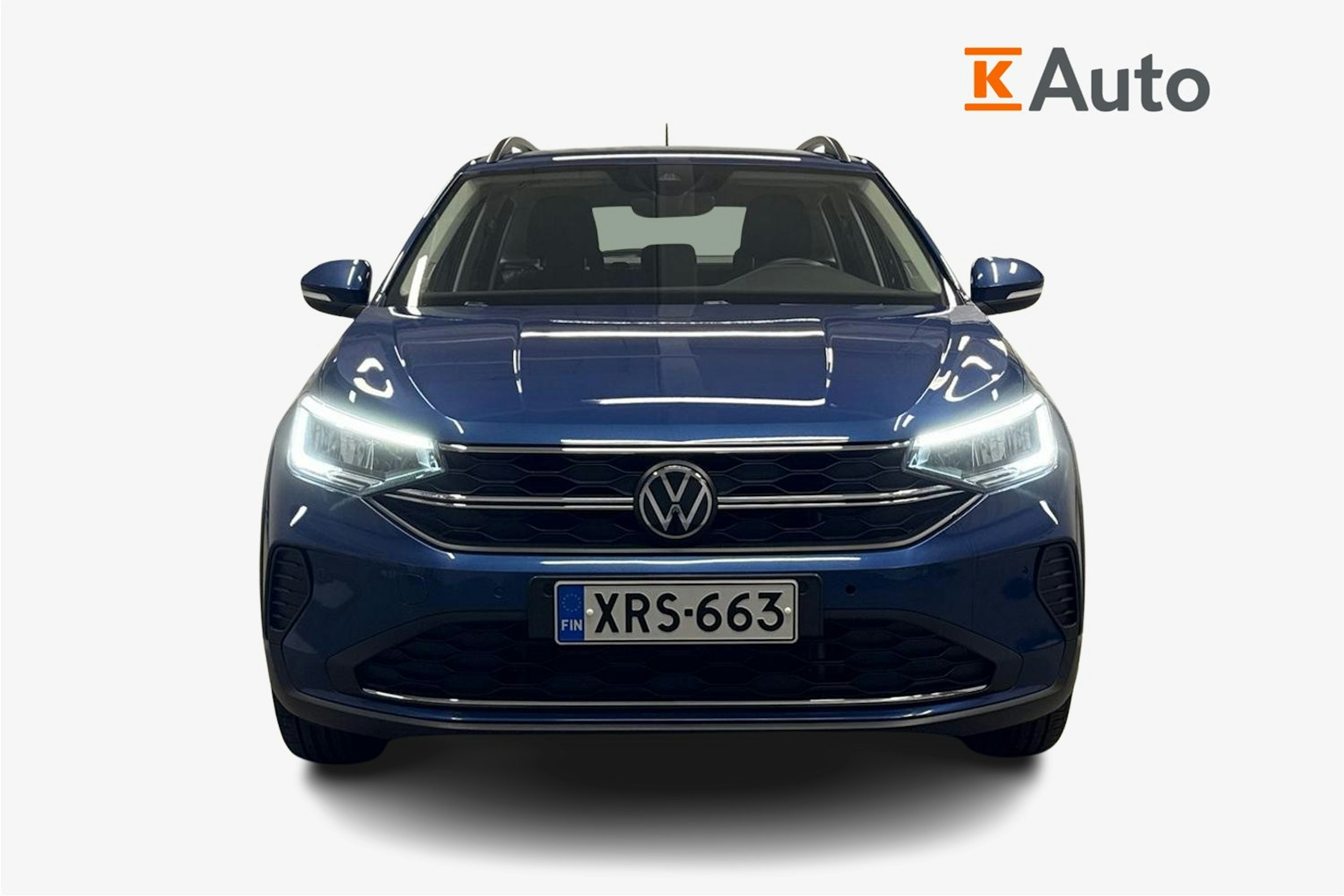 sininen Volkswagen Taigo 2023 kuva 5.