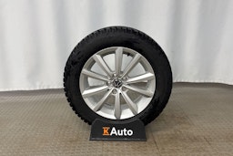 sininen Volkswagen Taigo 2023 kuva 13.