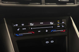 sininen Volkswagen Taigo 2023 kuva 22.