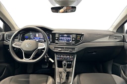 harmaa Volkswagen Taigo 2023 kuva 9.