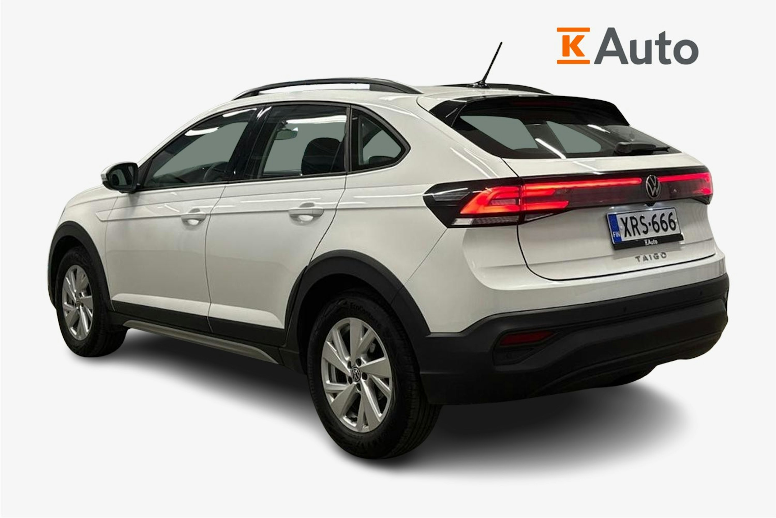 valkoinen Volkswagen Taigo 2023 kuva 2.
