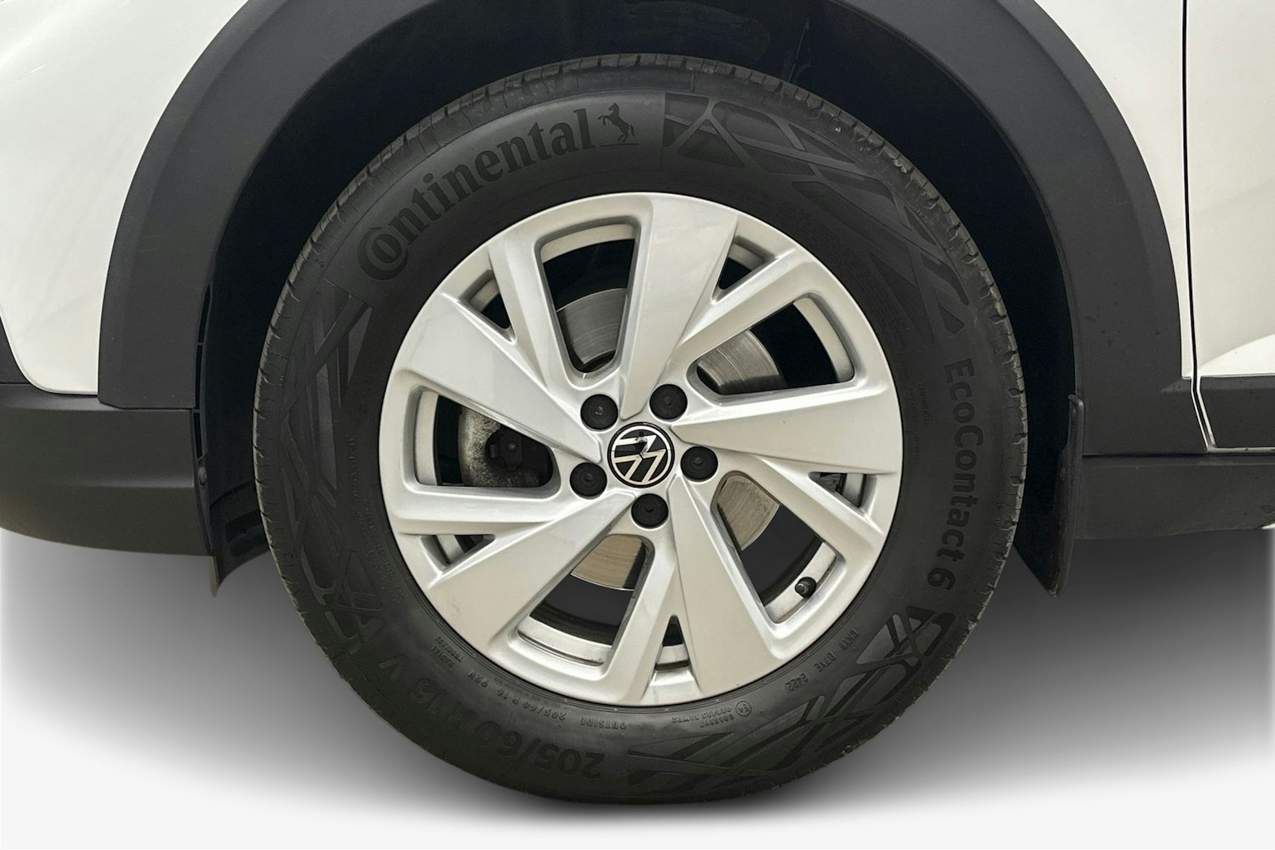 valkoinen Volkswagen Taigo 2023 kuva 11.