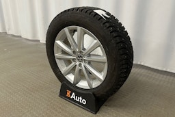 valkoinen Volkswagen Taigo 2023 kuva 13.