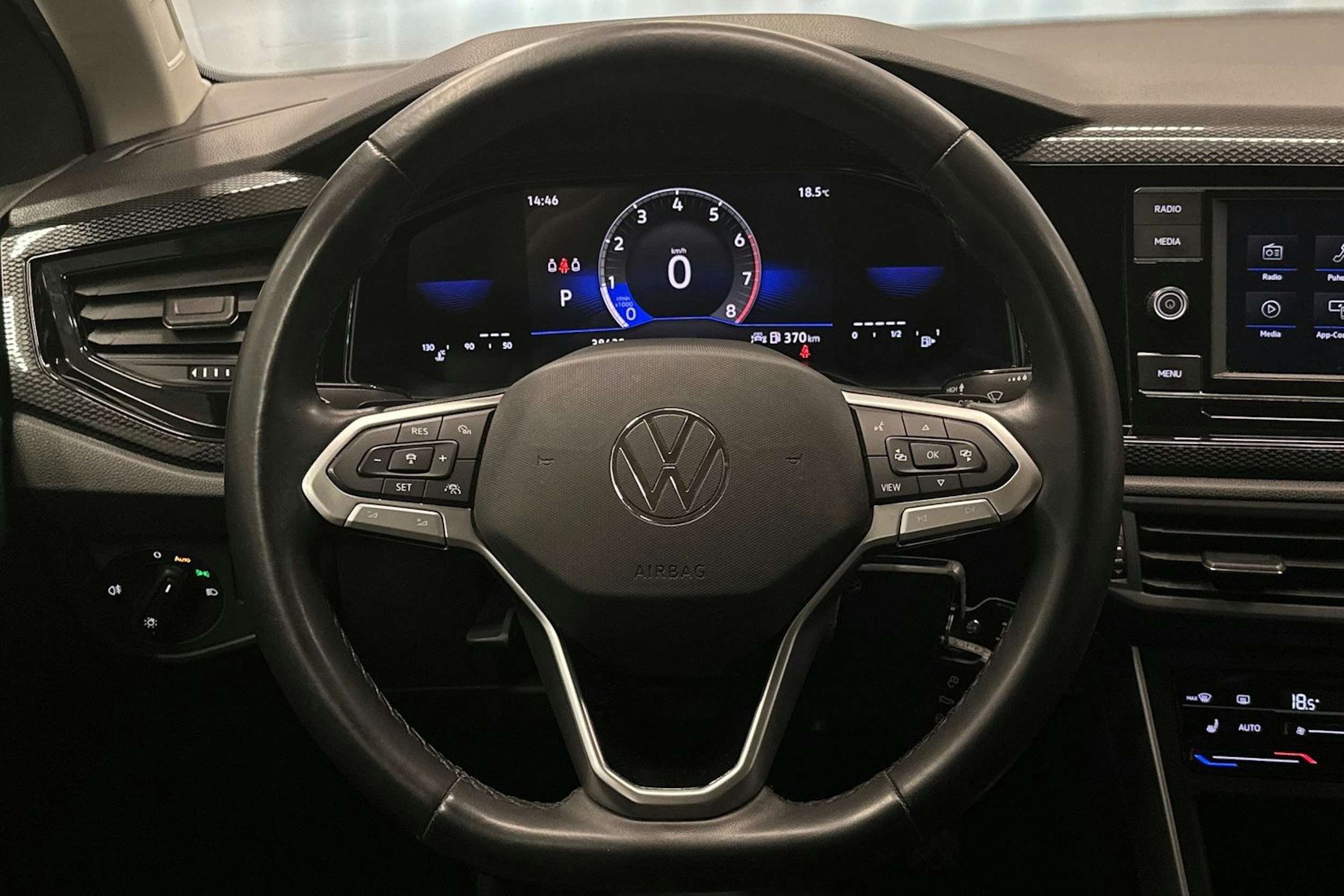 valkoinen Volkswagen Taigo 2023 kuva 16.