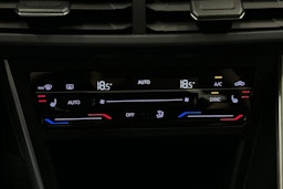 valkoinen Volkswagen Taigo 2023 kuva 21.