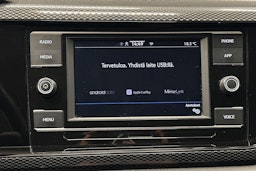 valkoinen Volkswagen Taigo 2023 kuva 24.