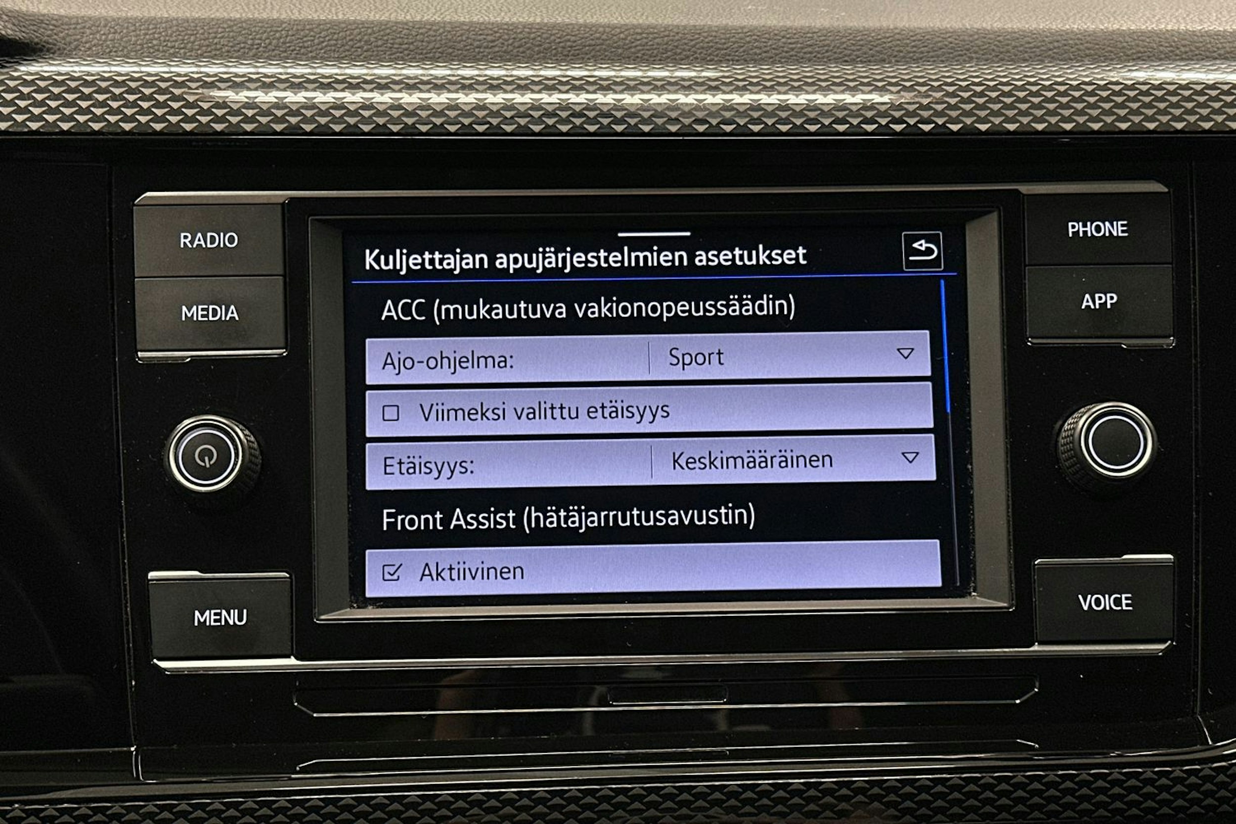 valkoinen Volkswagen Taigo 2023 kuva 25.