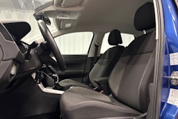 sininen Volkswagen Taigo 2023 kuva 15.