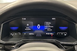 sininen Volkswagen Taigo 2023 kuva 16.