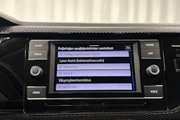 sininen Volkswagen Taigo 2023 kuva 24.