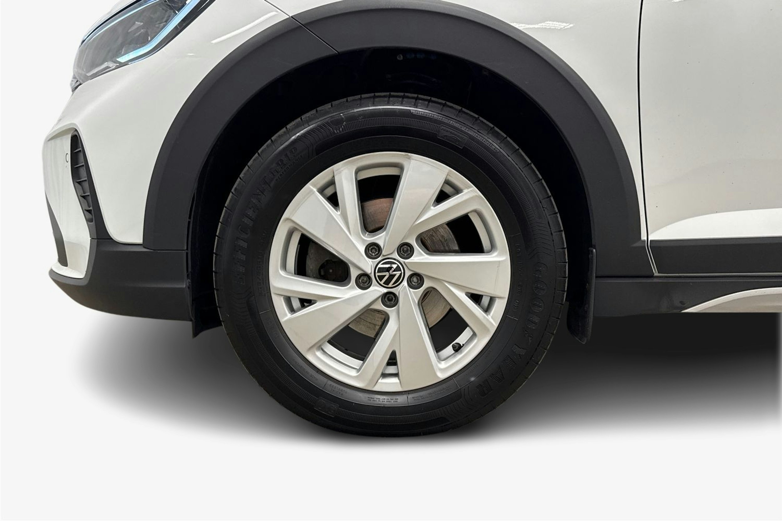 valkoinen Volkswagen Taigo 2023 kuva 11.