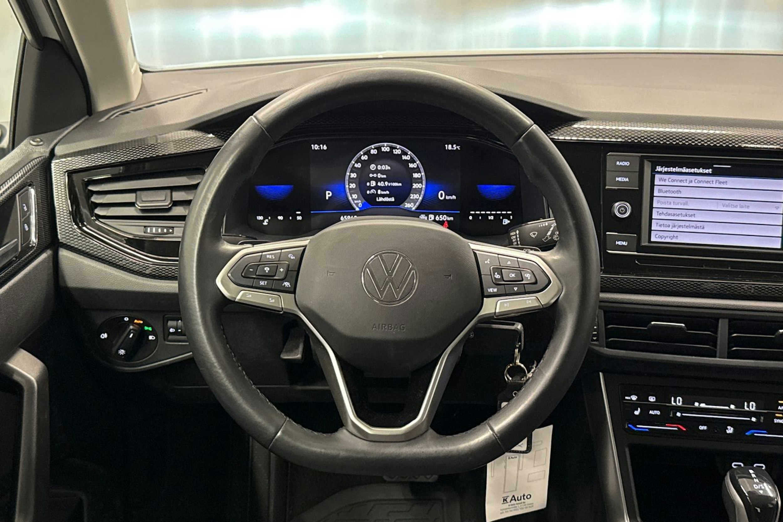 valkoinen Volkswagen Taigo 2023 kuva 14.