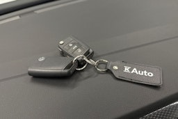 valkoinen Volkswagen Taigo 2023 kuva 26.