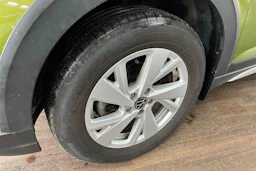 Vihreä Volkswagen Taigo 2023 kuva 4.