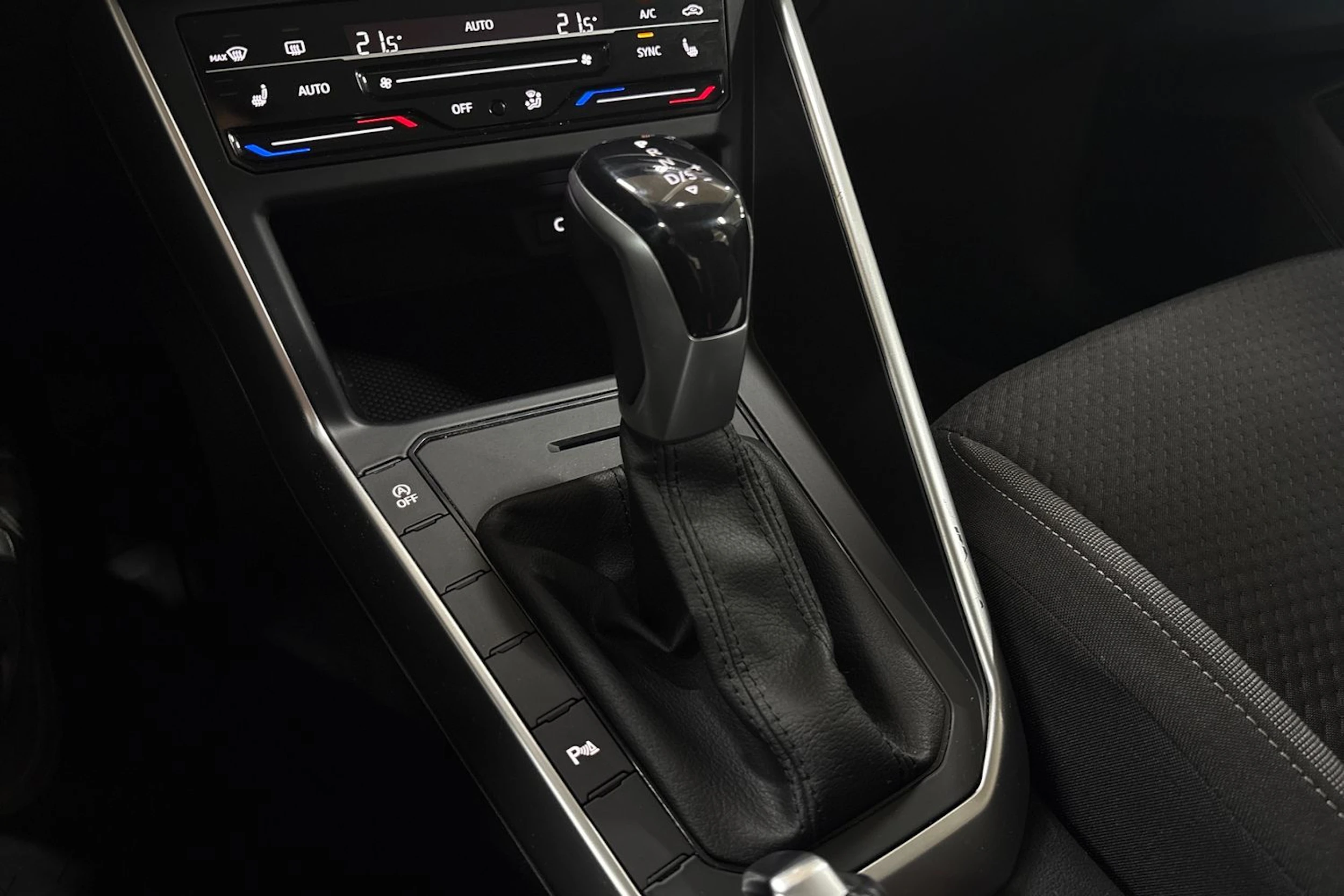 Vihreä Volkswagen Taigo 2023 kuva 18.