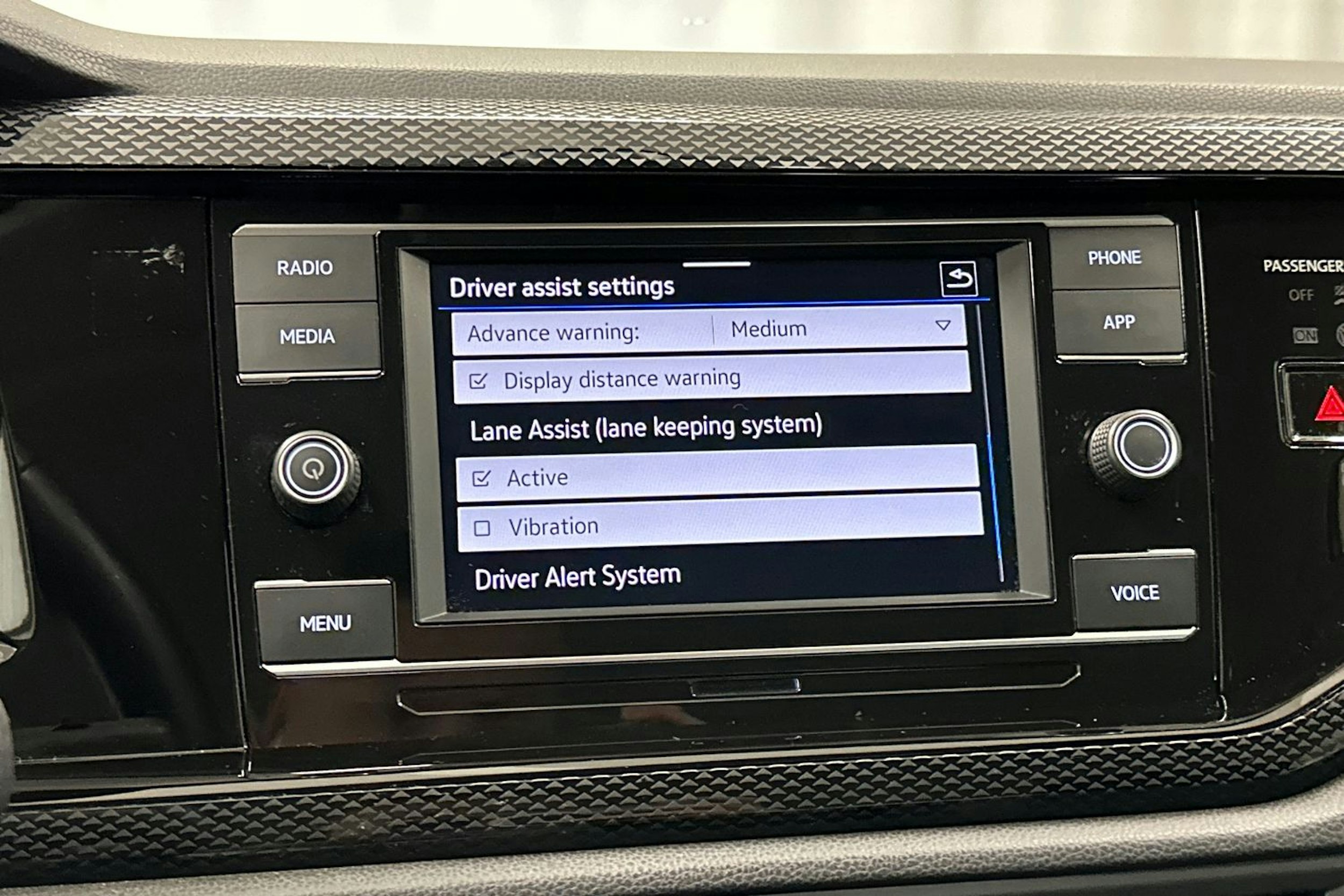 harmaa Volkswagen Taigo 2023 kuva 24.