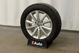 harmaa Volkswagen Taigo 2023 kuva 13.
