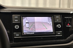 harmaa Volkswagen Taigo 2023 kuva 23.