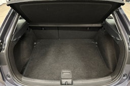 harmaa Volkswagen Taigo 2023 kuva 11.