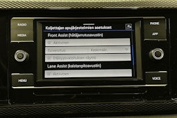 harmaa Volkswagen Taigo 2023 kuva 19.