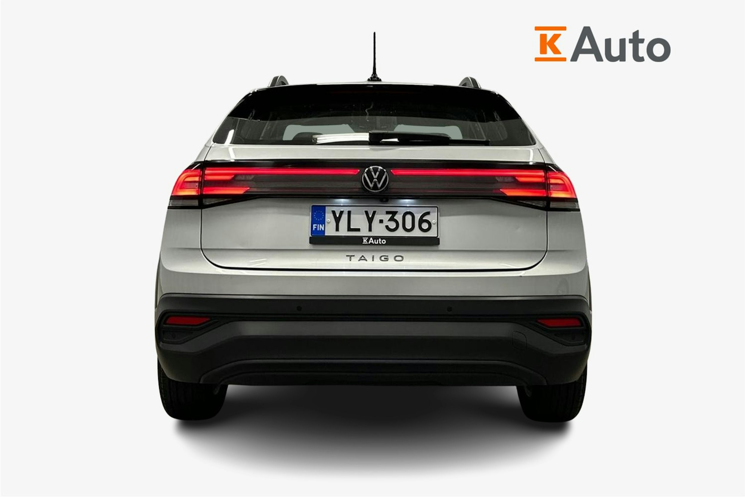 harmaa Volkswagen Taigo 2023 kuva 3.