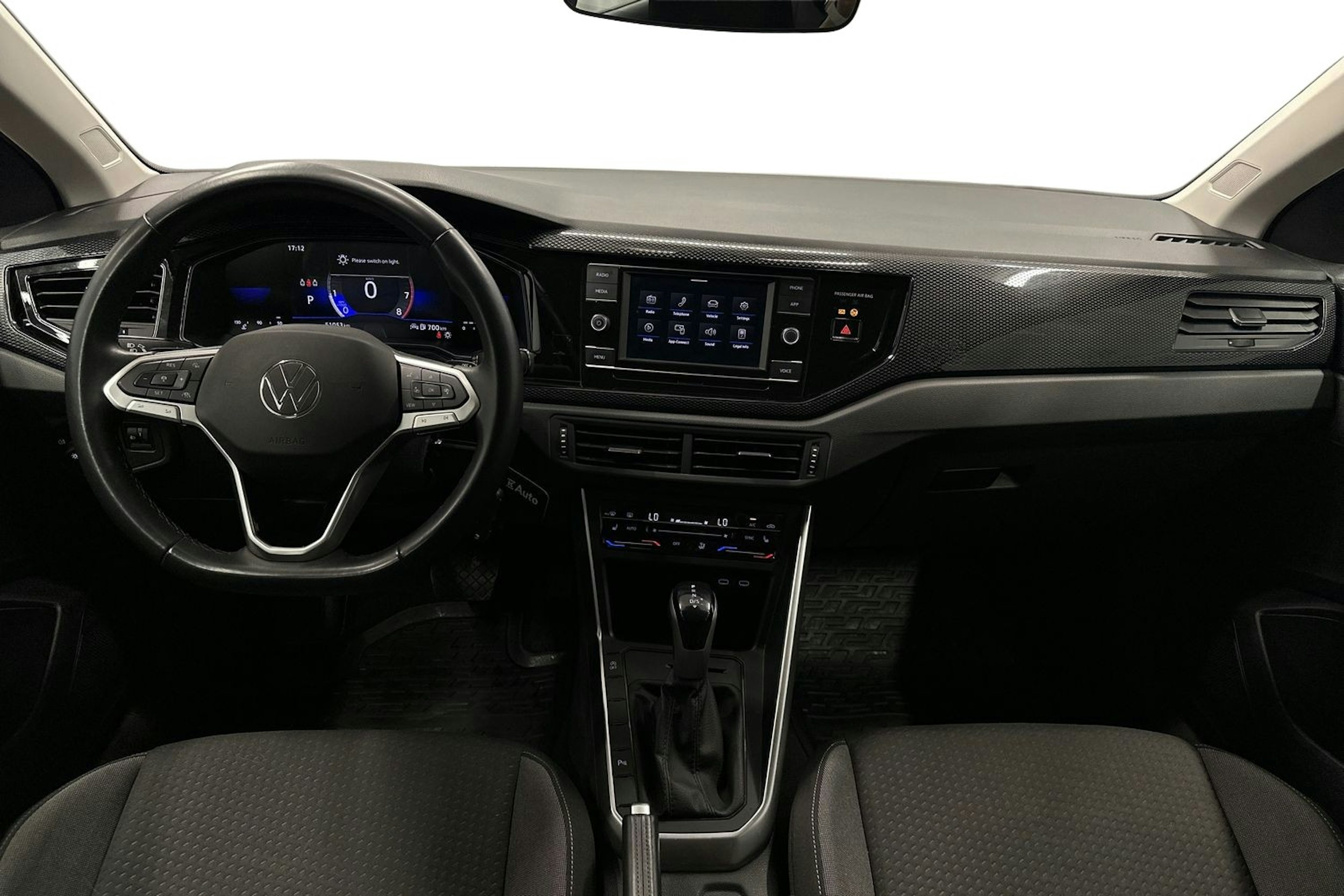 harmaa Volkswagen Taigo 2023 kuva 9.