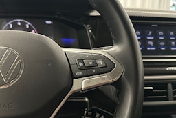 harmaa Volkswagen Taigo 2023 kuva 18.