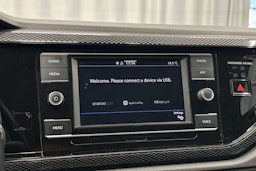 harmaa Volkswagen Taigo 2023 kuva 23.