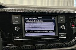 harmaa Volkswagen Taigo 2023 kuva 24.