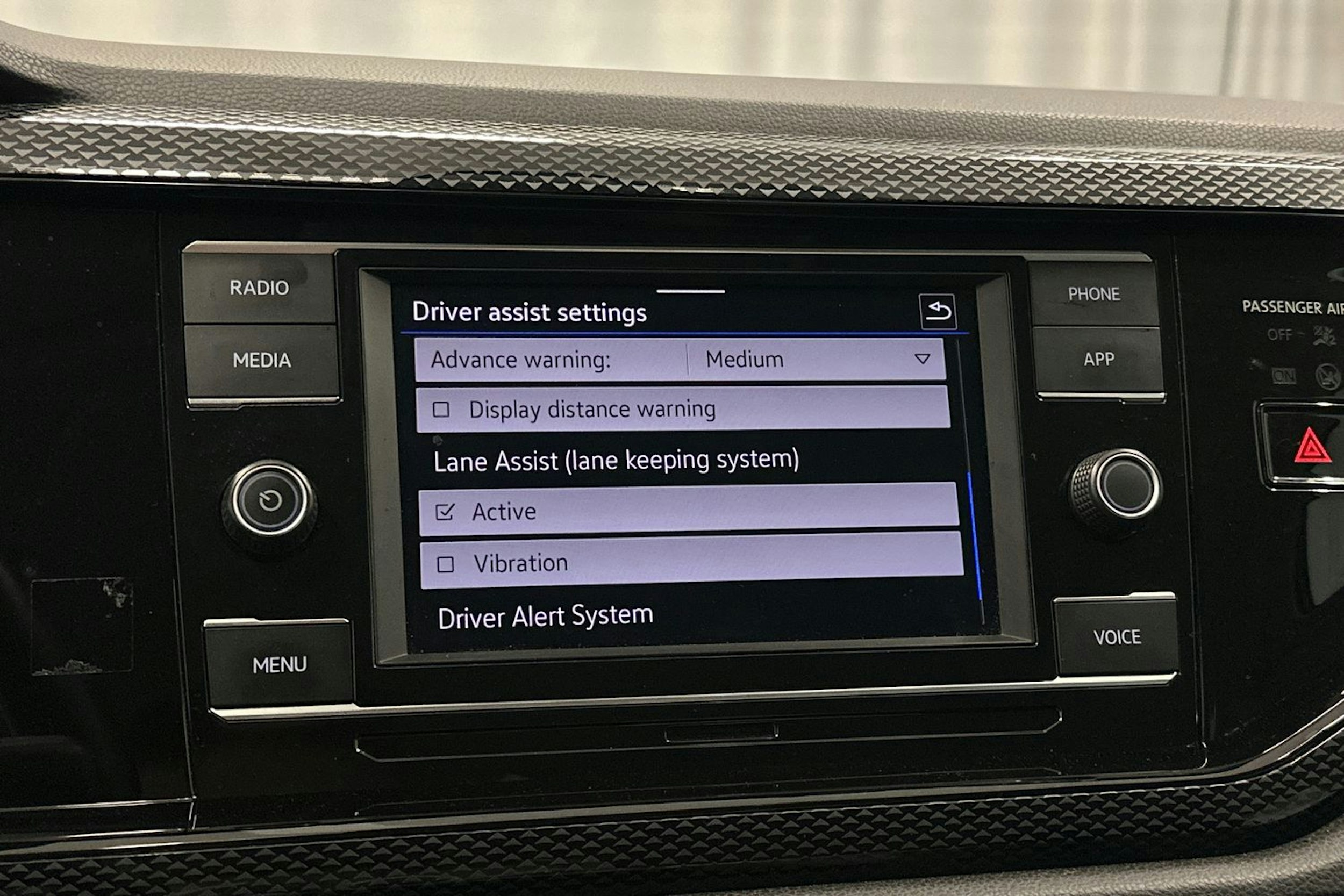harmaa Volkswagen Taigo 2023 kuva 25.