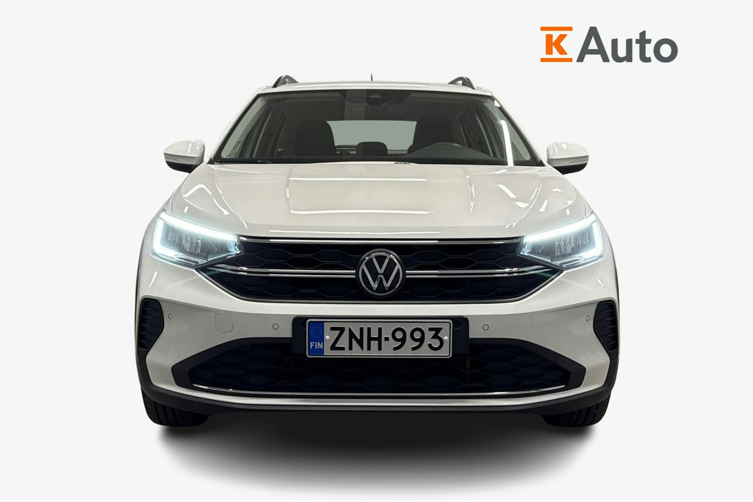 valkoinen Volkswagen Taigo 2023 kuva 4.