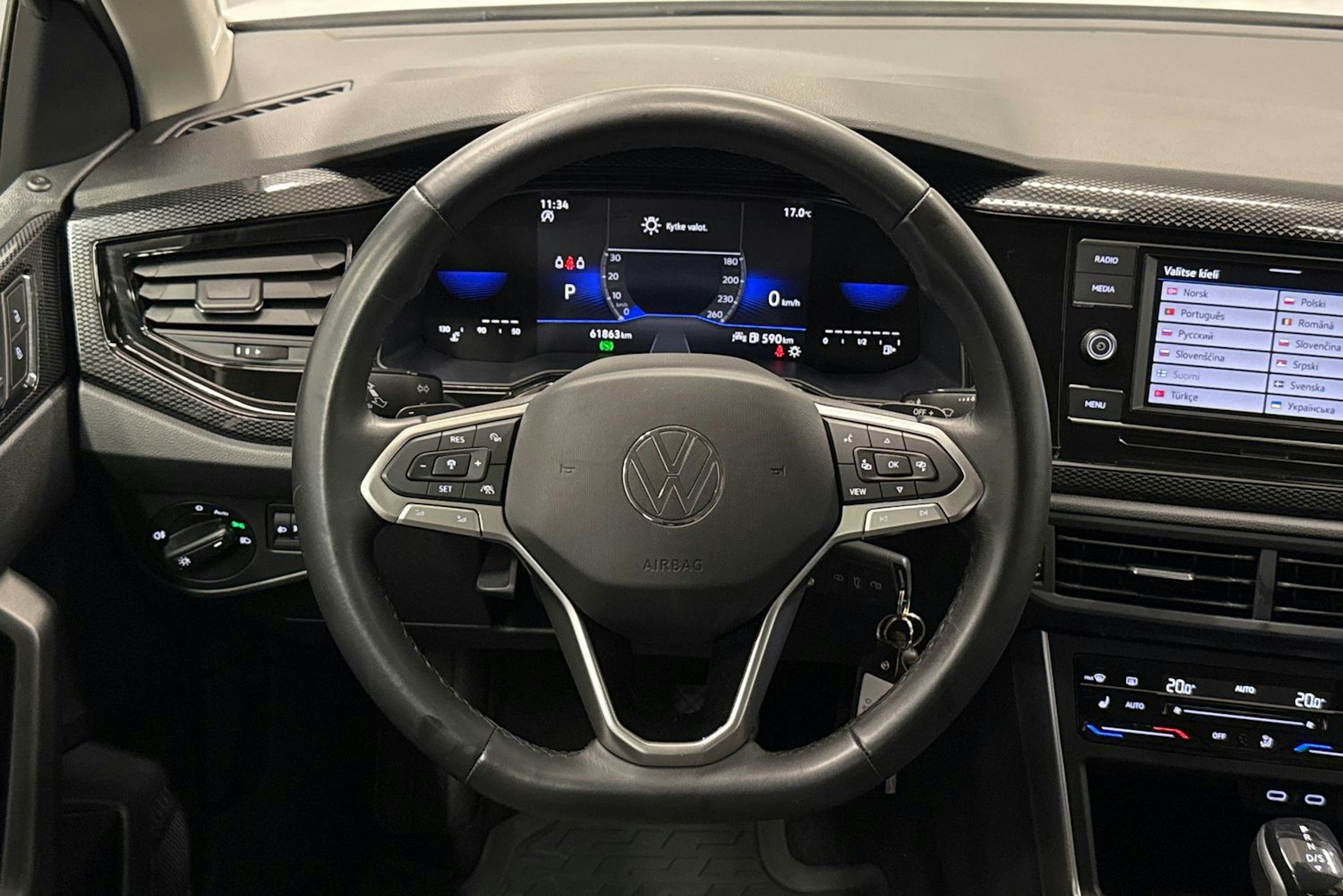 valkoinen Volkswagen Taigo 2023 kuva 11.