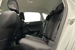 valkoinen Volkswagen Taigo 2023 kuva 10.