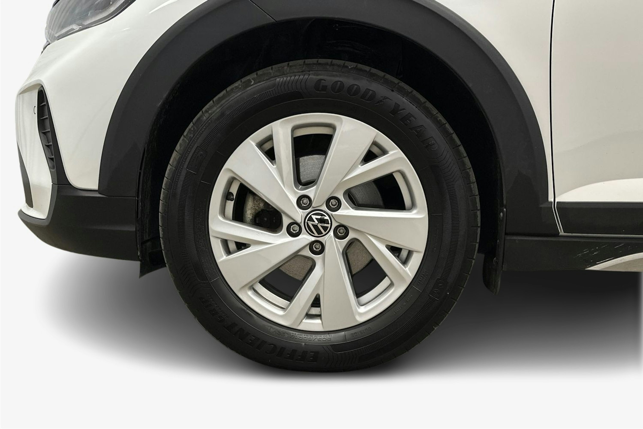 valkoinen Volkswagen Taigo 2023 kuva 11.