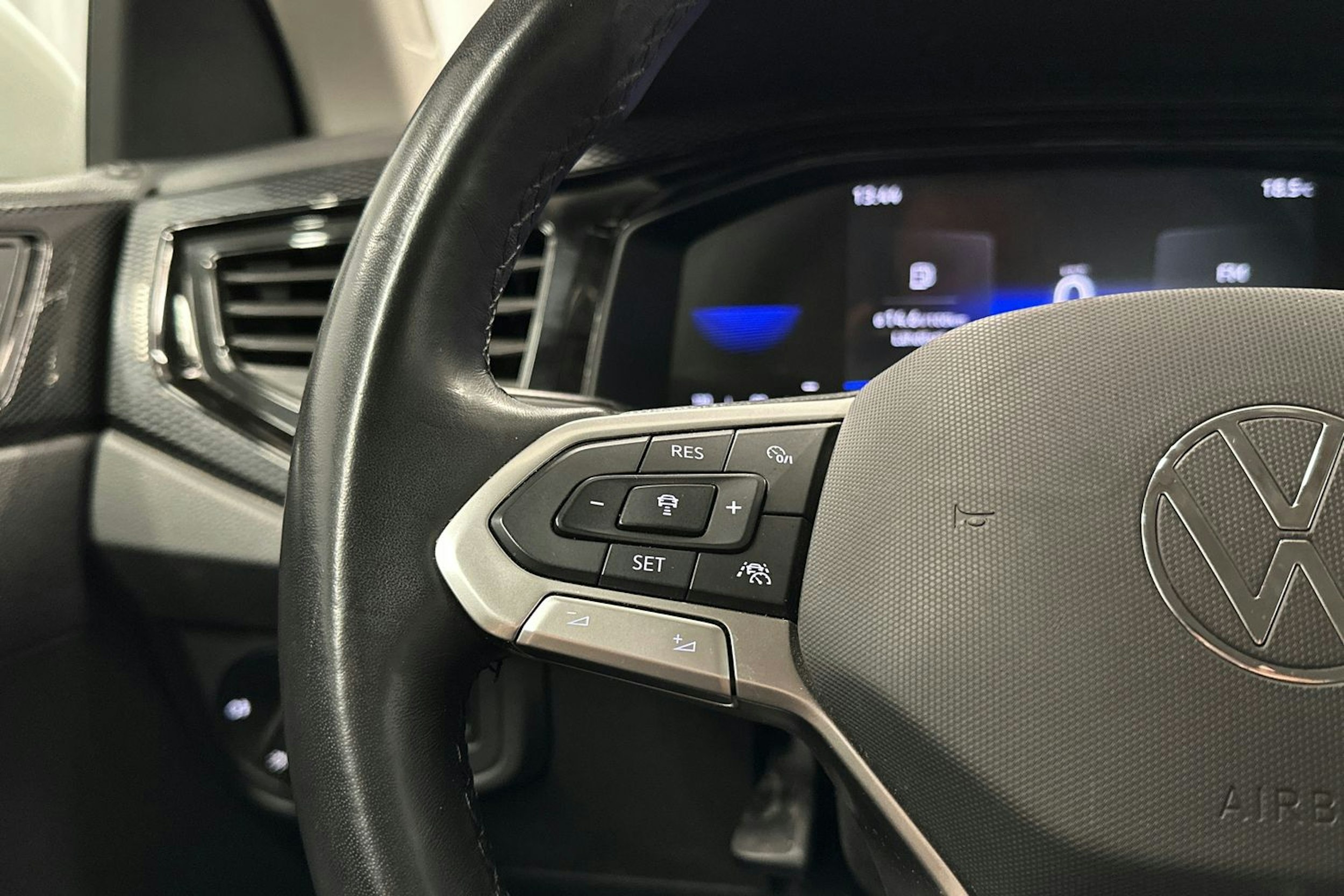 valkoinen Volkswagen Taigo 2023 kuva 17.