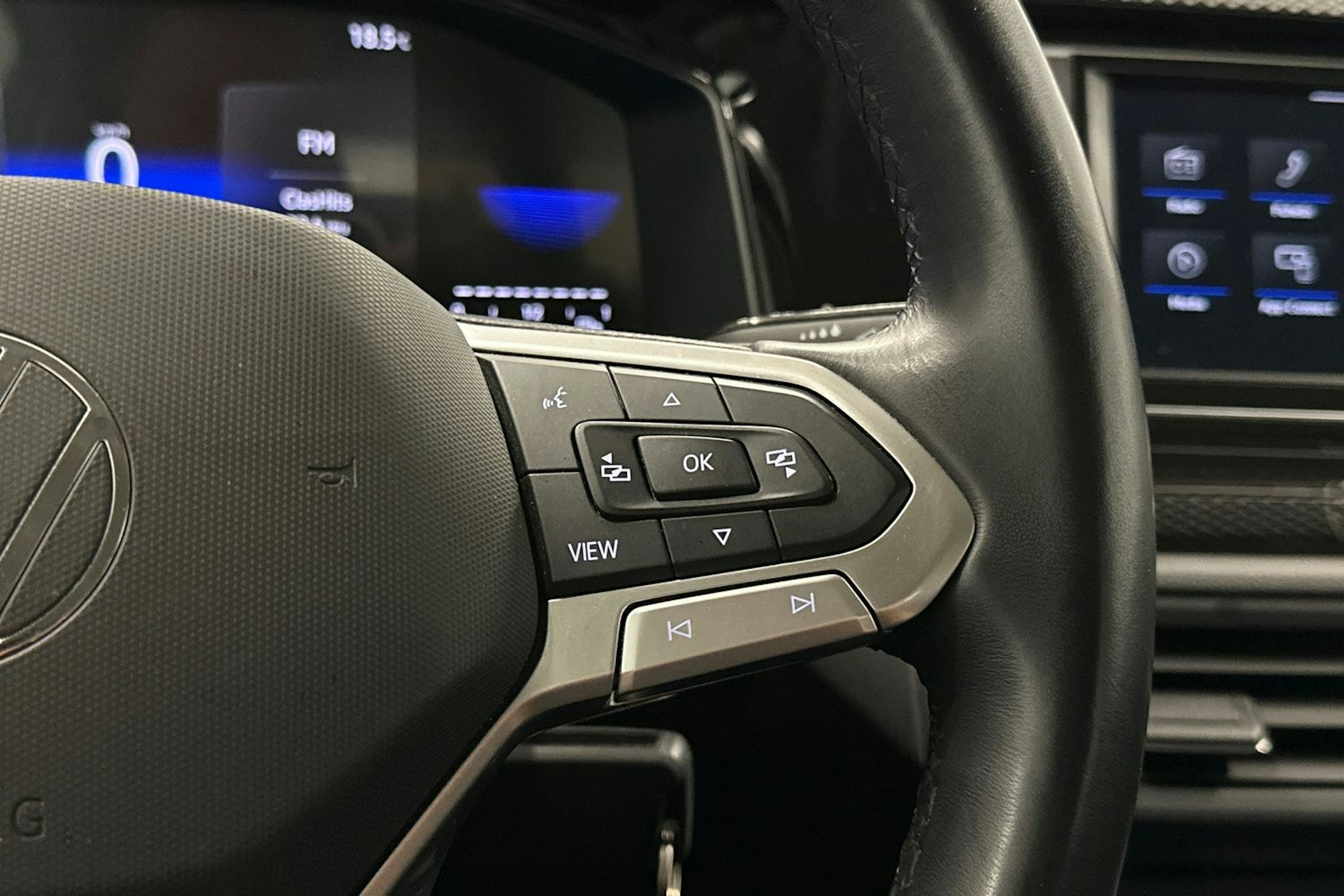 valkoinen Volkswagen Taigo 2023 kuva 18.
