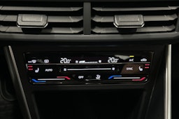 valkoinen Volkswagen Taigo 2023 kuva 20.