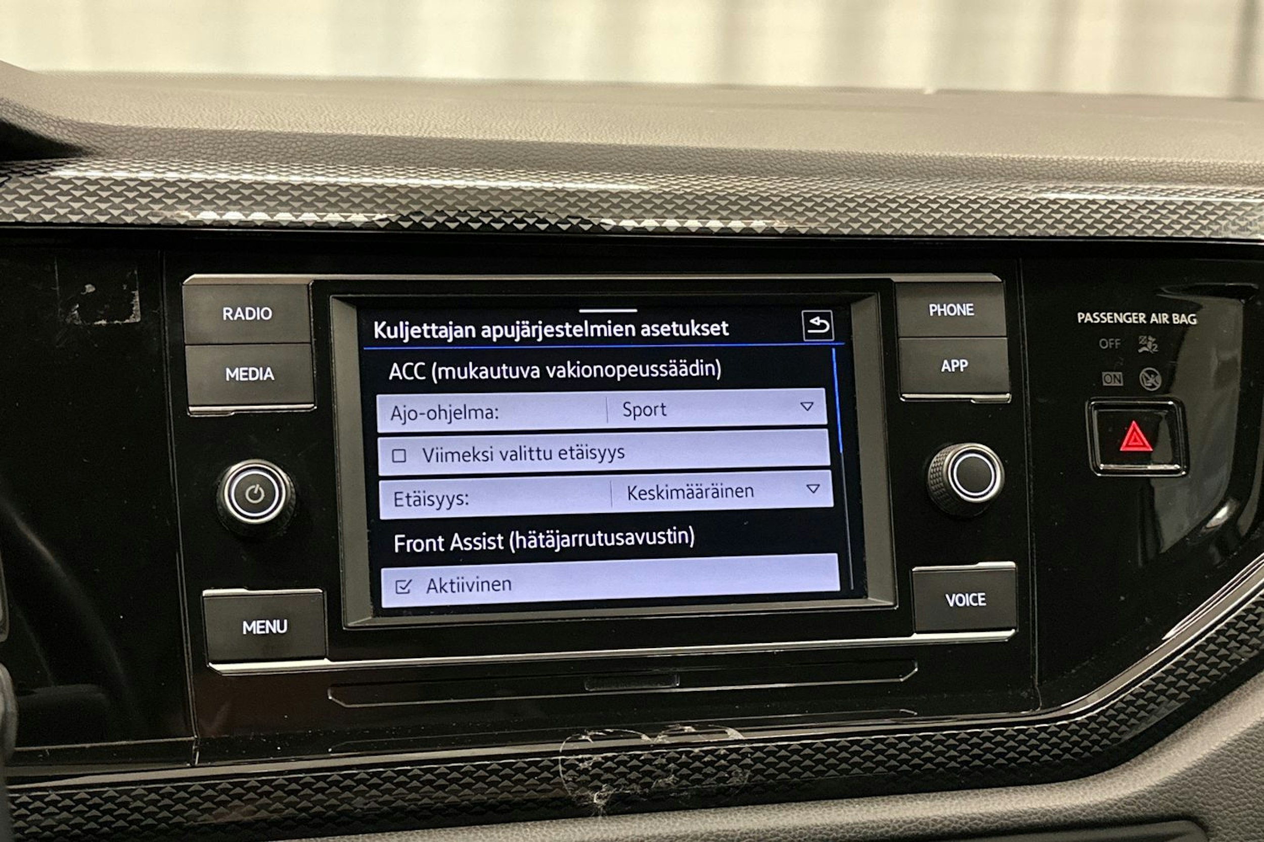 valkoinen Volkswagen Taigo 2023 kuva 25.