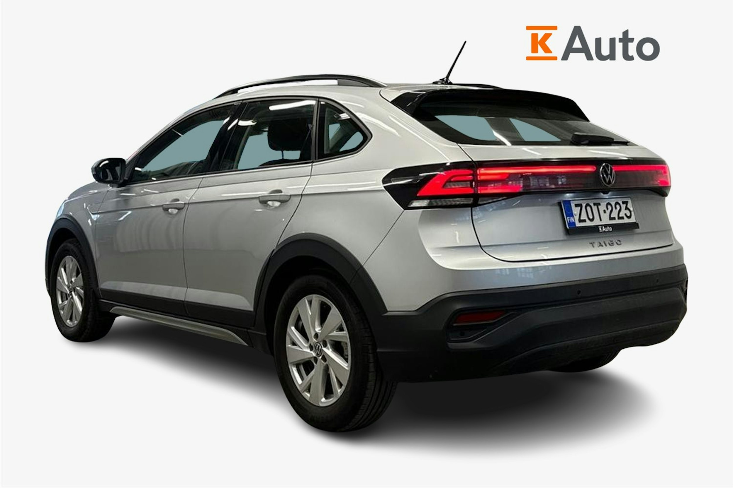 harmaa Volkswagen Taigo 2023 kuva 2.