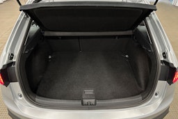harmaa Volkswagen Taigo 2023 kuva 14.