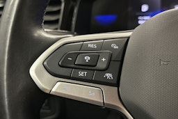 harmaa Volkswagen Taigo 2023 kuva 18.
