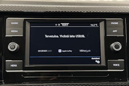 harmaa Volkswagen Taigo 2023 kuva 21.